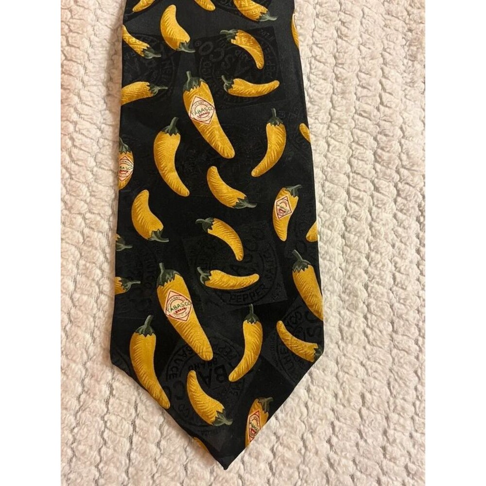 Tabasco Pepper men’s  Tie